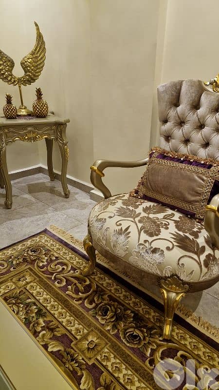 صالون للبيع يداعي السفر 2