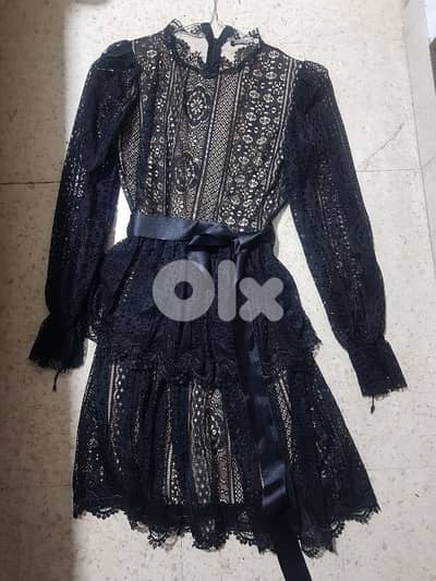 dress dentelle black sportchic size small new and under beige