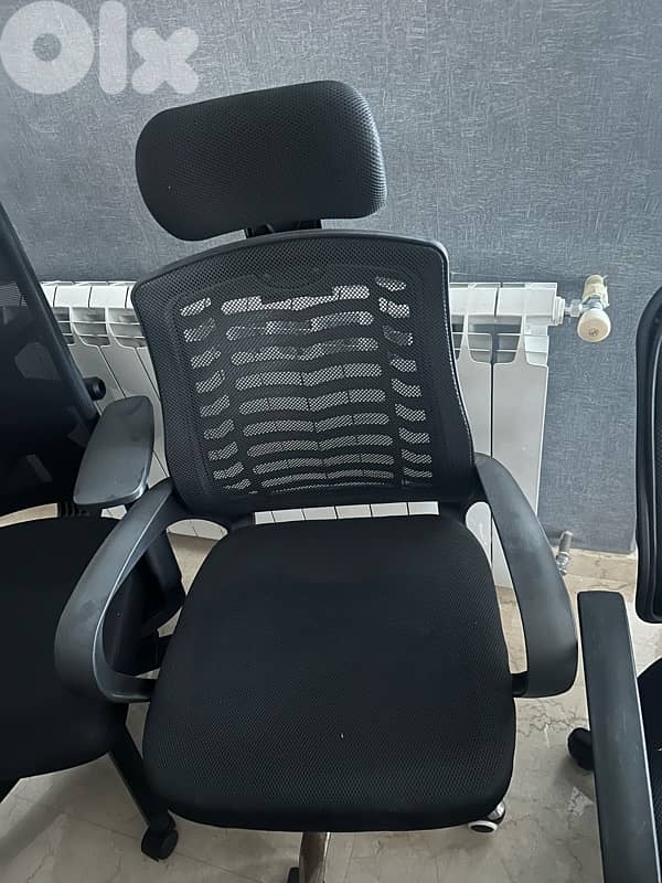 office chairs + desk for sale 1