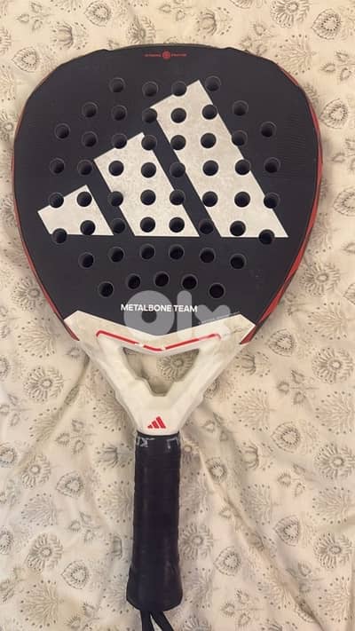 Adidas metalbone team 2025