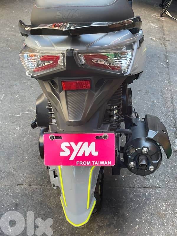 jet 200cc used like new 6