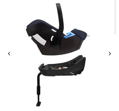 Car seat and isofix base