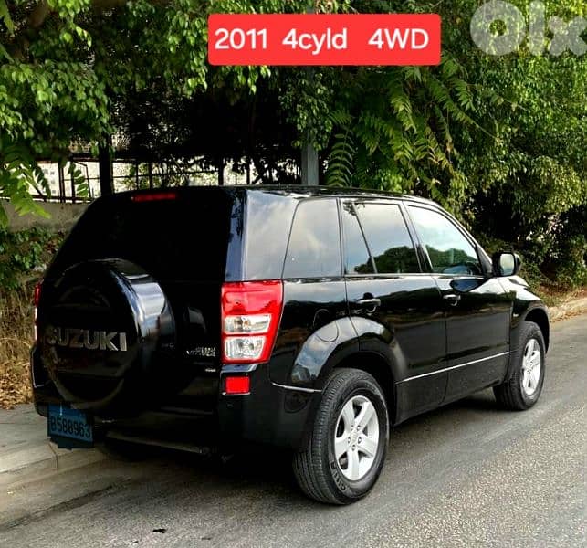 2011 Suzuki Grand Vitara 4WD 4cyld  سيارة قمة النظافة 0