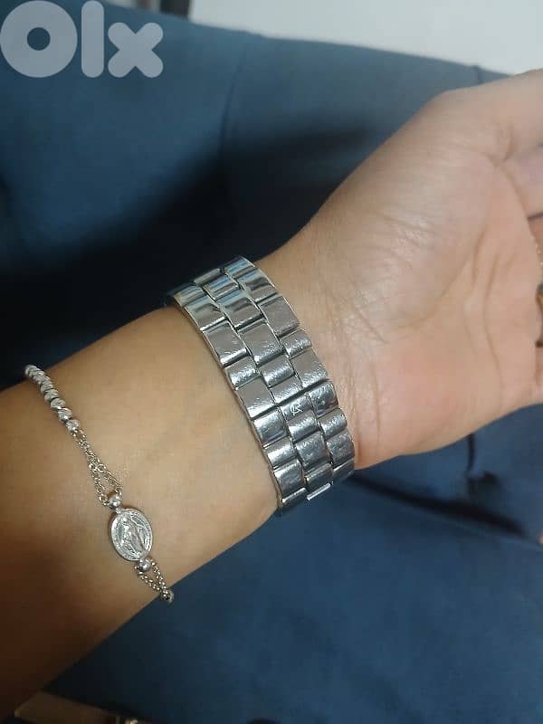 Elegant Rovina Ladies Watch with Baguette Crystal Bezel 2