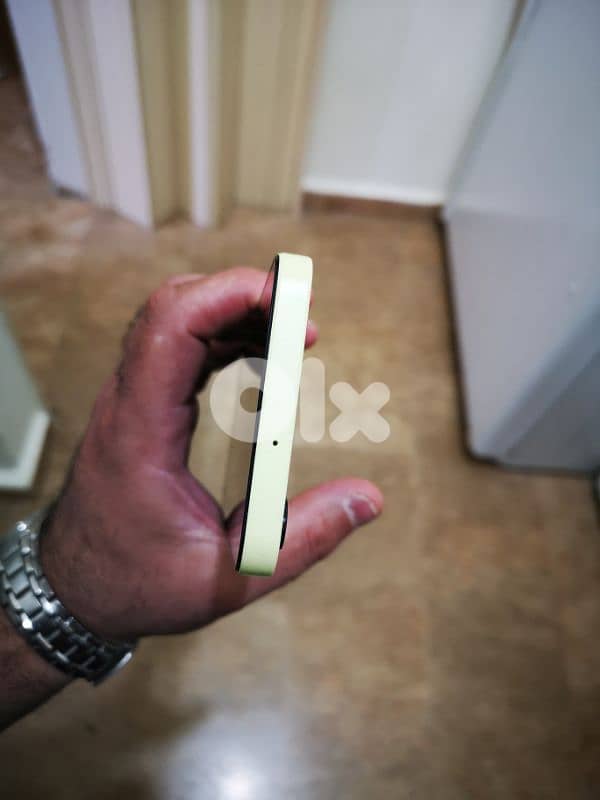 Samsung Galaxy A15 ( 16 Gb Ram and 256 GB Memory) used like New 2