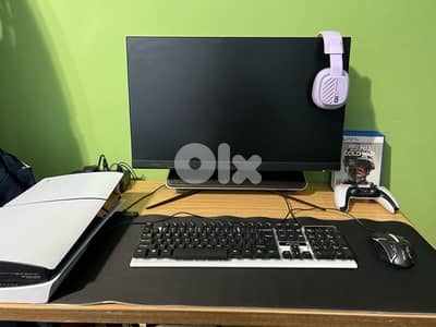 ps5 with all accessories !!!