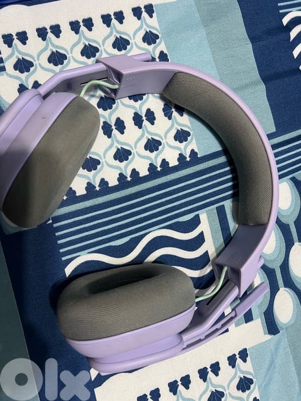 ps5 with all accessories !!! 4