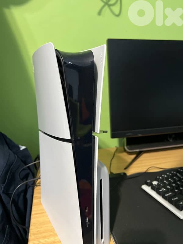 ps5 with all accessories !!! 6