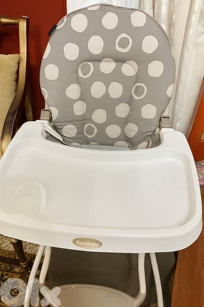 مجموعة كاملة بحالة ممتازة