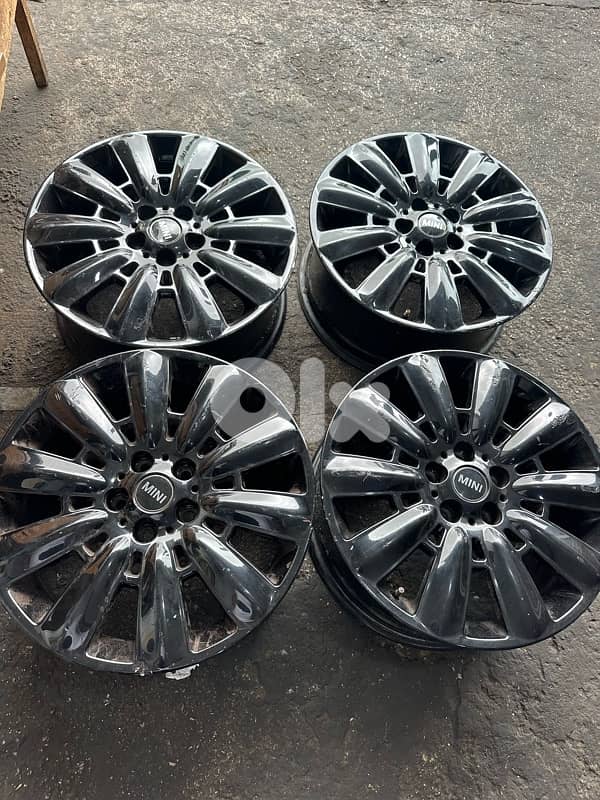 Mini Cooper F60 wheel rim. 18 0