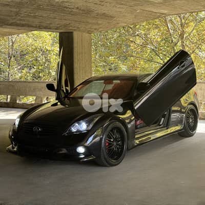 2011 1 of 1 Infiniti g37 convertible lambo doors limited edition