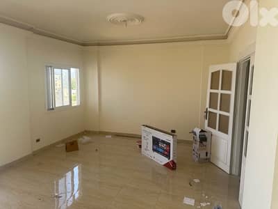 شقة للايجار - دير قوبل -