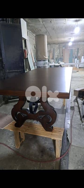 طاولة طعام 3