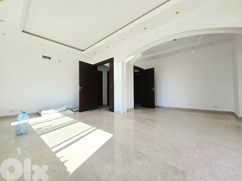RA25-4502 Apartment for Rent in Ras El Nabeh شقة للإيجار في رأس النبع 0