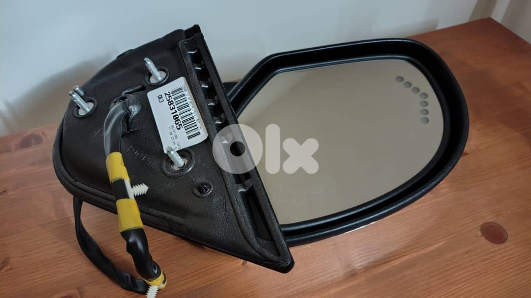 Tahoe Chevrolet mirror 2008 1