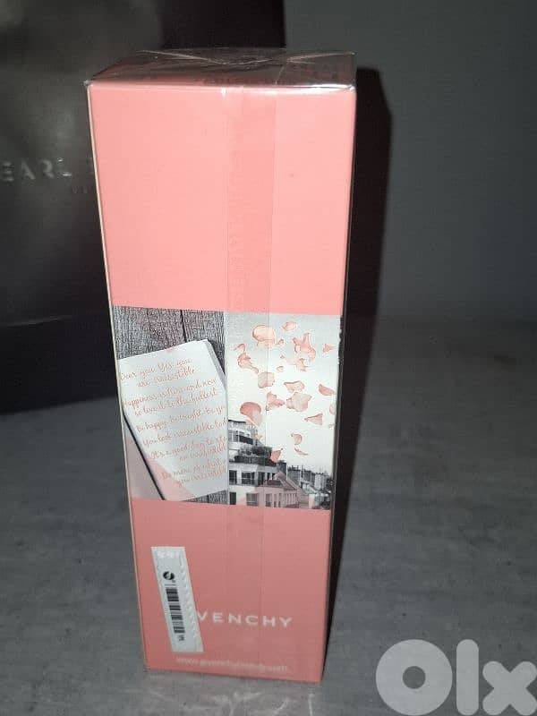 perfume Givenchy Live irresistible Eau de parfum 4