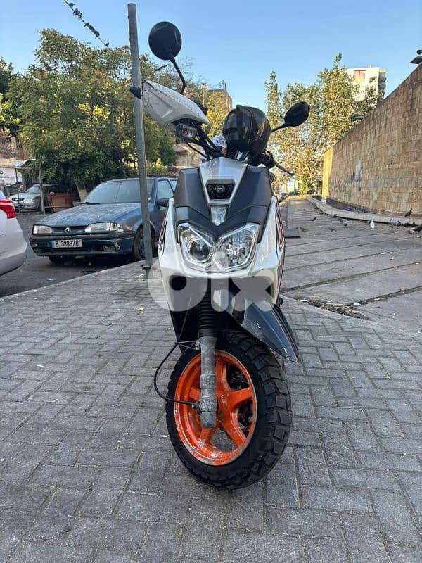 650$ byetzabat chway se3ra 1