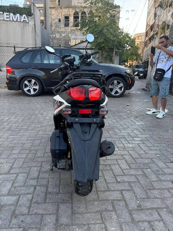 650$ byetzabat chway se3ra 2