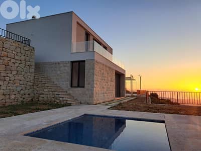 Villa for sale in Alali-Batroun - فيلا للبيع في العلالي - البترون