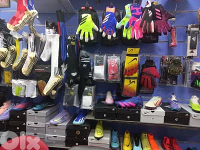 football and gloves shoes original اسبدرينات فوتبول حذاء كرة قدم