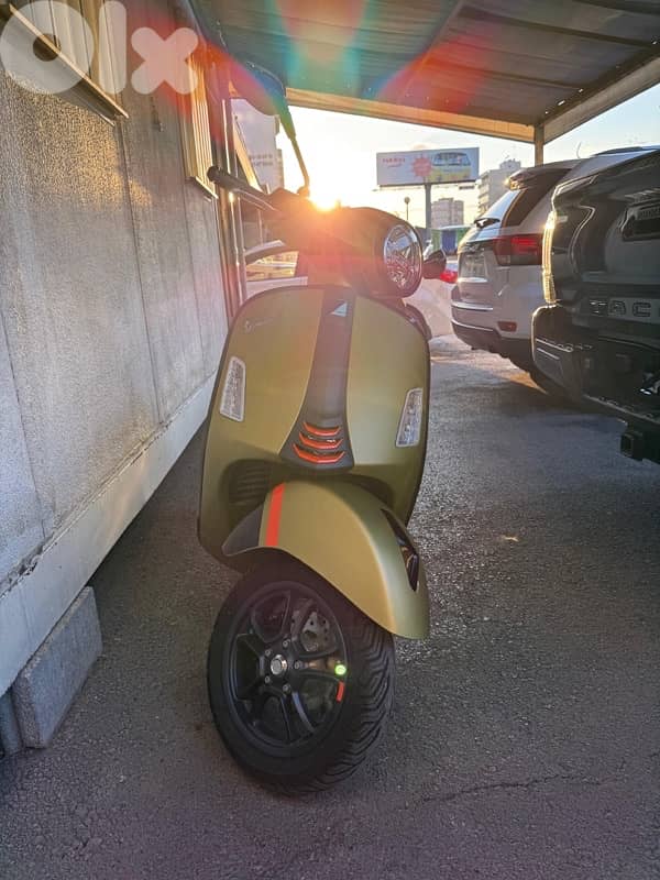 Vespa 300 gts 3
