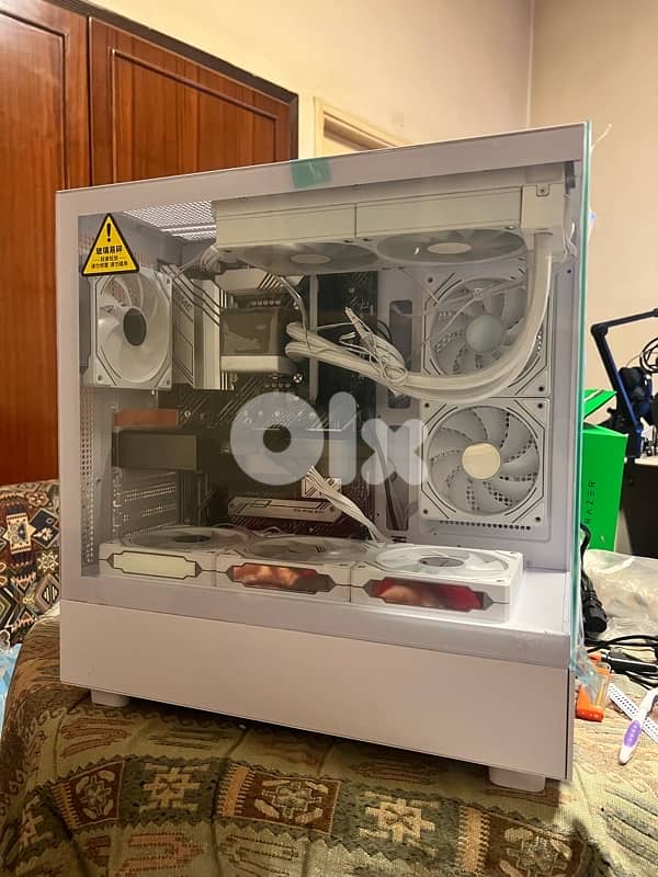 computer pc case screen mouse key headset 2