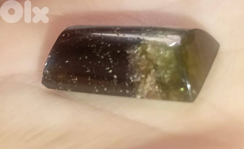 حجر تورمالين طبيعي افريقي 0