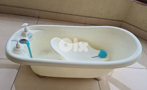 بانيو للأطفال - Bathing tub
