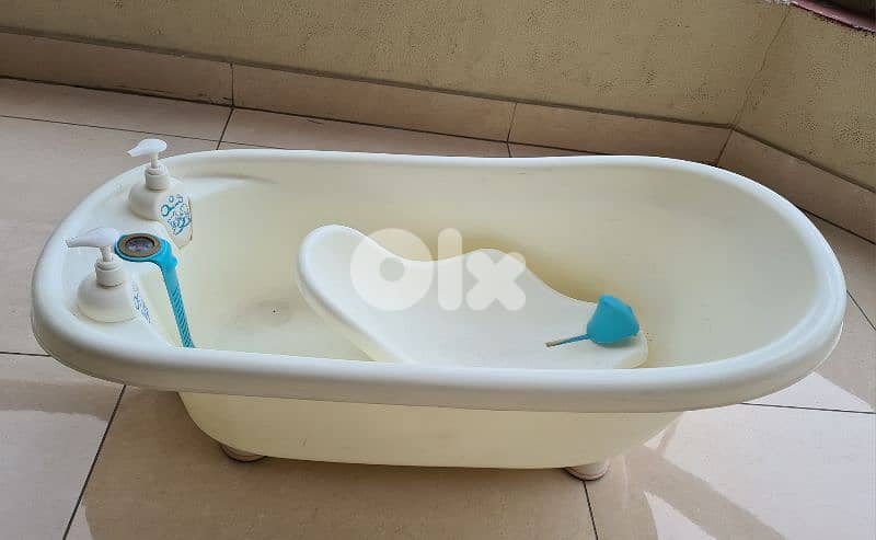 بانيو للأطفال - Bathing tub 0