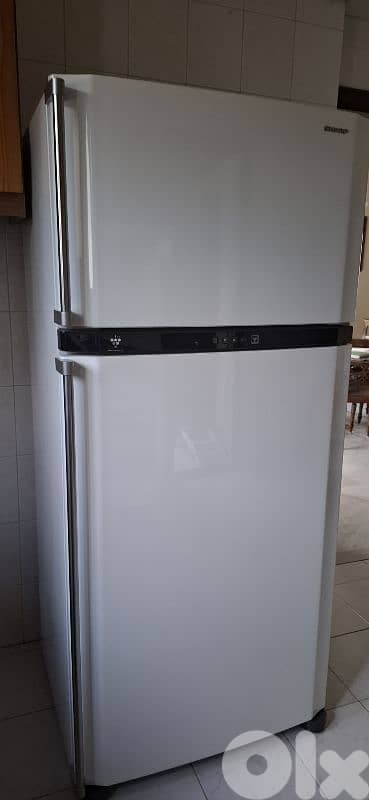 refrigerator Sharp very good condition 0