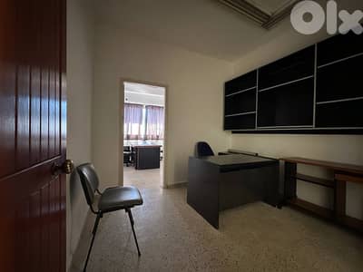 Office For rent | Jbeil Town | مكتب للاجار | جبيل | RGKR402