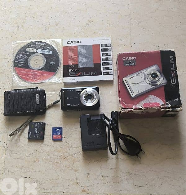 كاميرا كاسيو ديجيتال 13