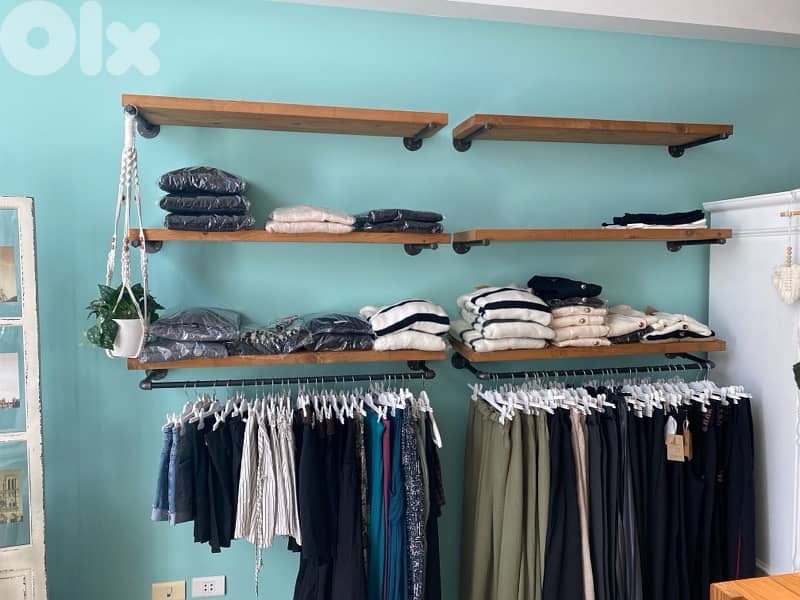 تصفية محل ثياب نسائي 1