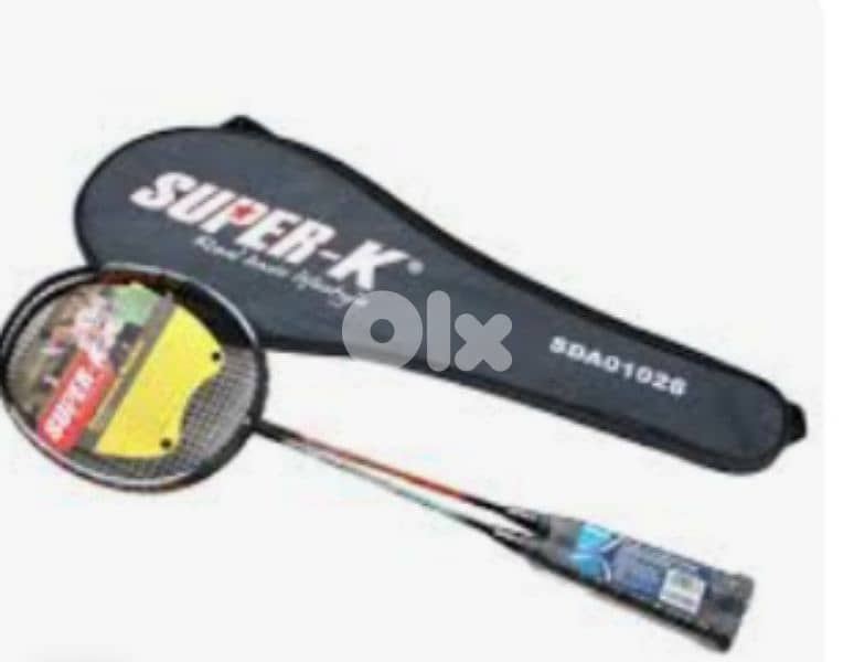 2 Badminton rackets with a bag from sports shop 0