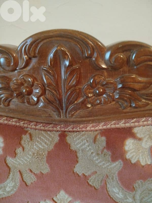 صالون كامل مع ٣ طاولات 2