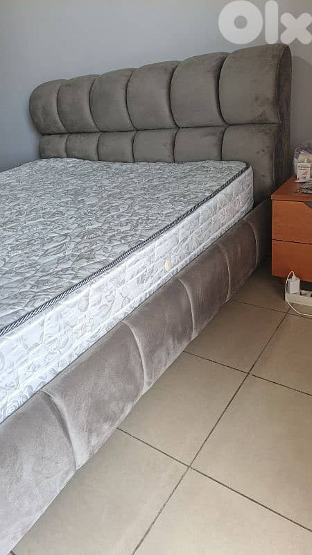 Queen Size Bed with Mattress – Used Only 1 Month (Like New!) 2