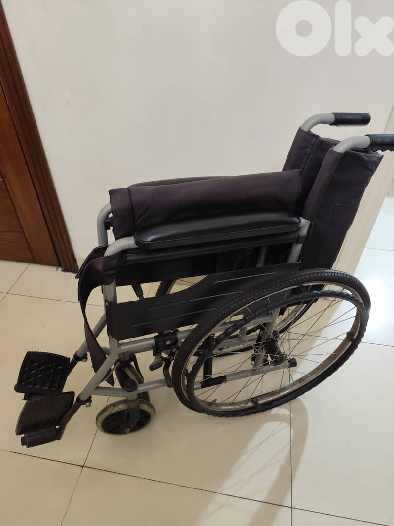 Wheel chair comes with a free adsl router 0