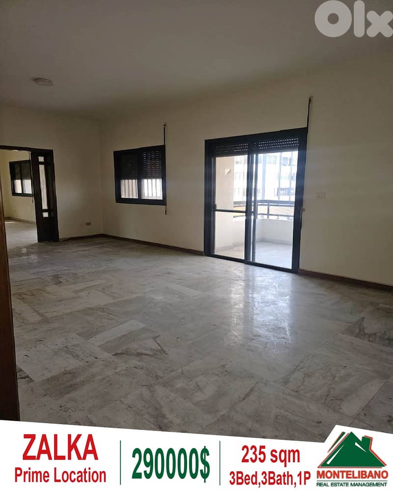 Prime Location 235 sqm Apartment For Sale in Zalka (زلقا) + City View 0