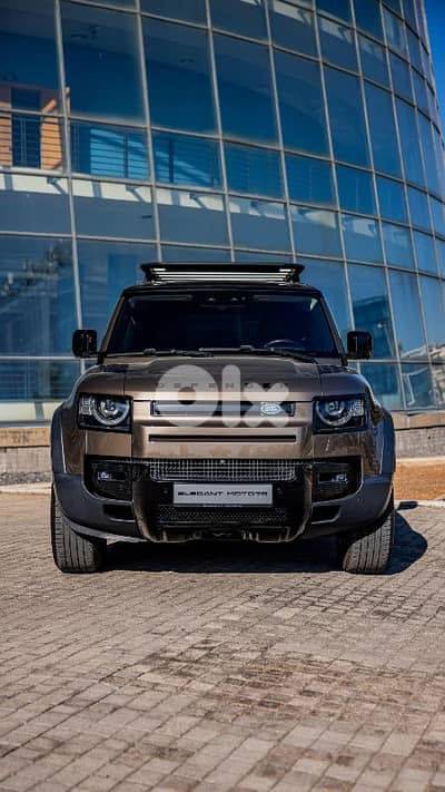 2020 Land Rover Defender 110 P400 SE