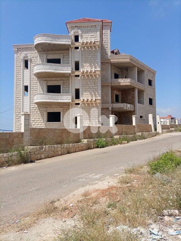 building for sale in damour بناية للبيع في الدامور 1