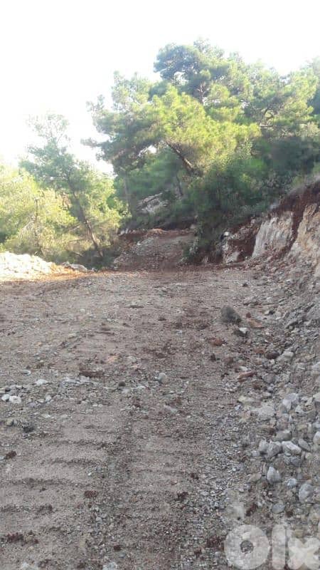land for sale in aramoun أرض للبيع في عرمون 1