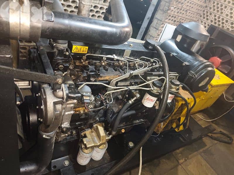 Perkins 135 KVA serie 1006 mn doun ketem contact 03898432 3