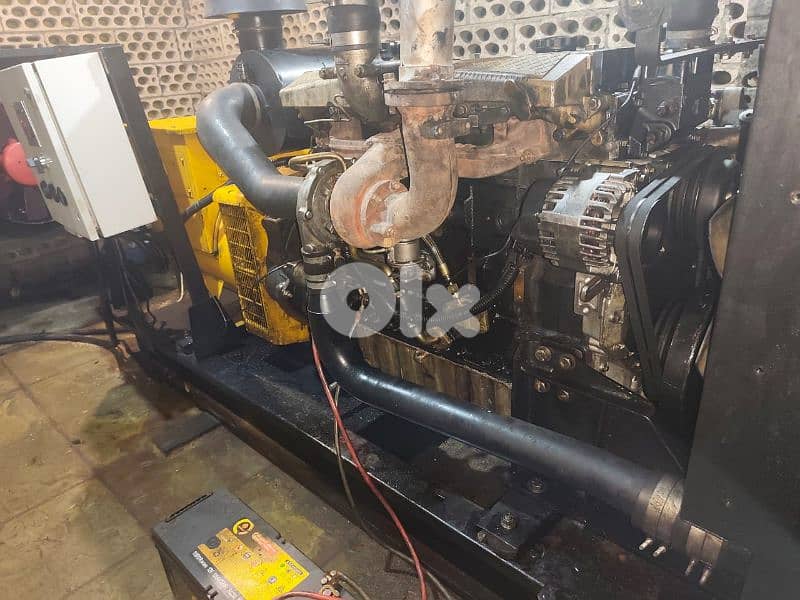 Perkins 135 KVA serie 1006 mn doun ketem contact 03898432 5
