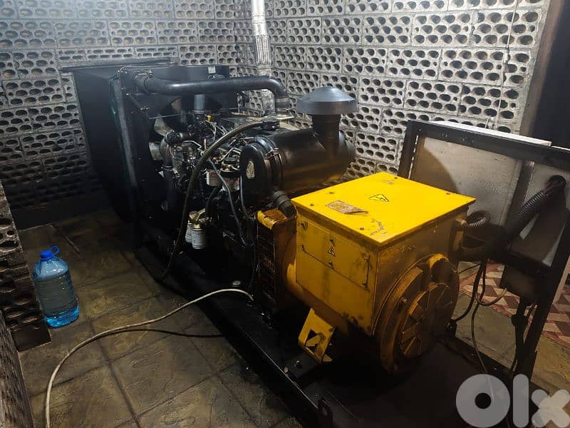 Perkins 135 KVA serie 1006 mn doun ketem contact 03898432 6
