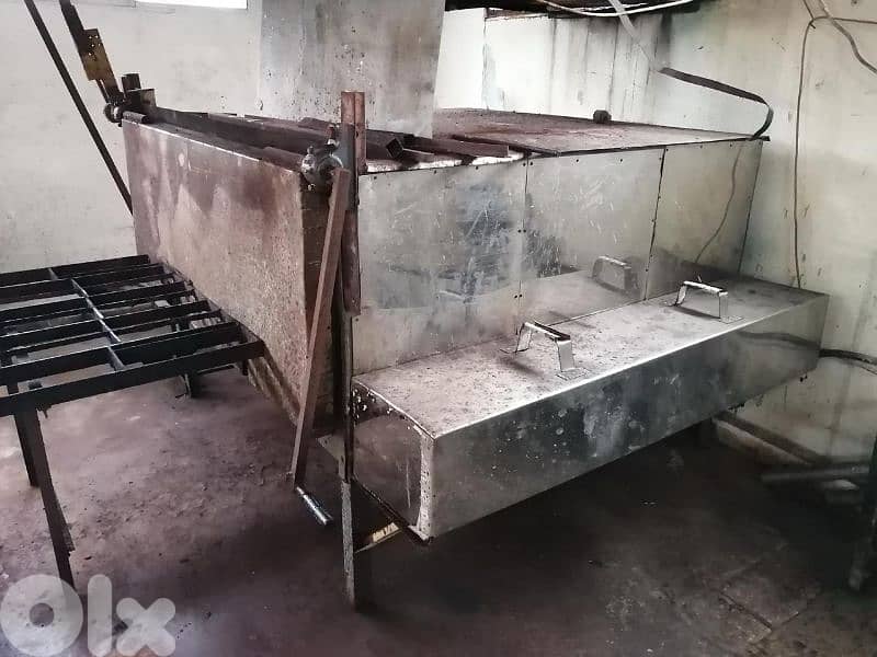 معمل كامل لصناعة الرادياتورات للبيع 12