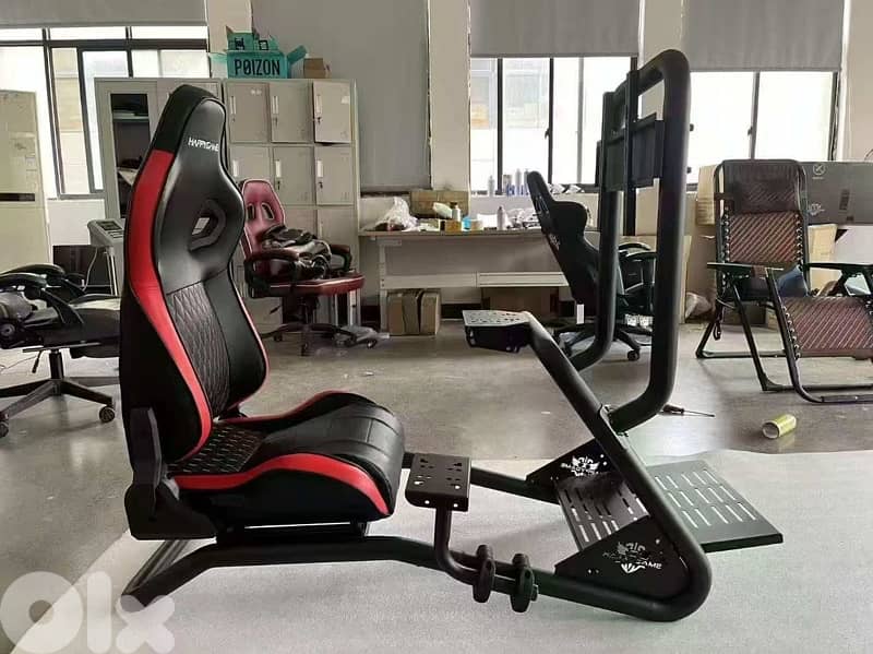 Racing Seat + TV/Monitor Stand 2