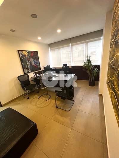 Office for Rent in Badaro - ‎مكتب للإيجار في بدارو