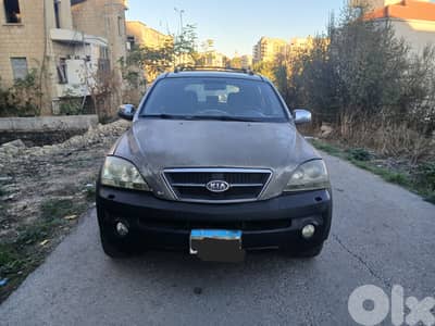 Kia.    Sorento.   2003