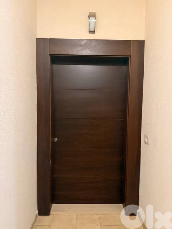home door wood - باب مدخل منزل 2