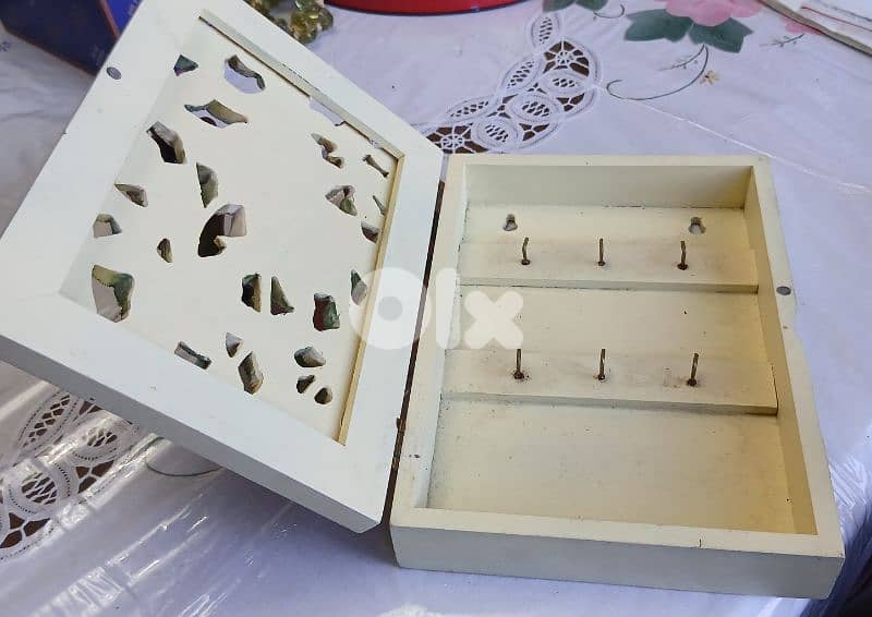 علبة مفاتيح 3